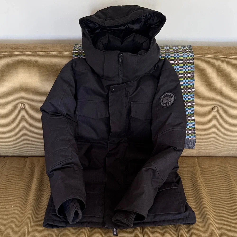 Canada Goose Windermere Black Label Coat - Authentic. XS/TP, but could fit a S. - Picture 8 of 16